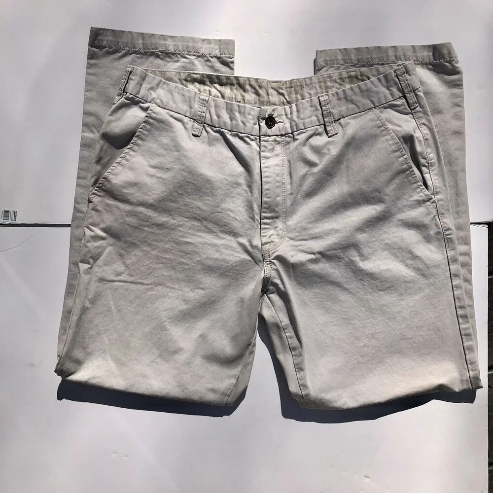 Calvin Klein Jeans Men's 36x30 Light Gray 100% Cotton Excellent Condition